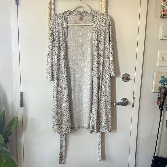 JO.SH | Patterned Gray Women's Robe and Nightgown Set - Picture 7 of 16